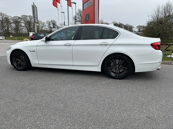 BMW 530d 6 of 16