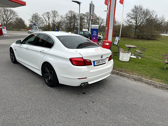 BMW 530d 4 of 16