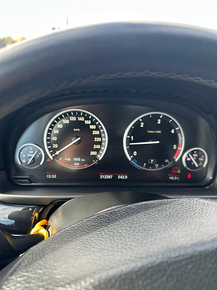BMW 530d 8 of 16