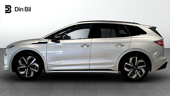 Skoda Enyaq 2 of 5