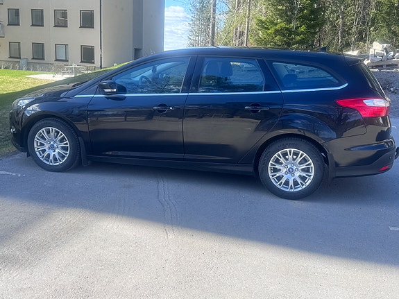 Ford Focus 3 of 4