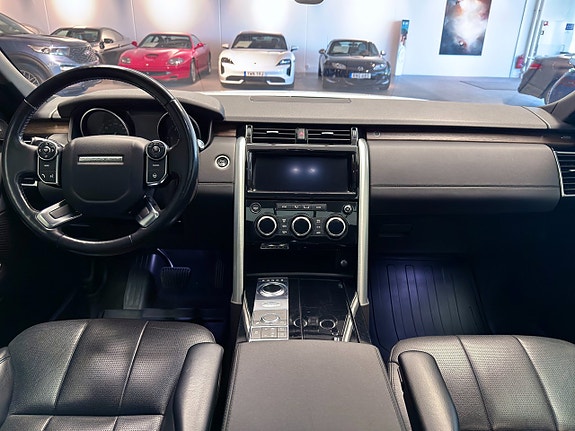 Land Rover Discovery 12 of 28