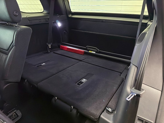 Land Rover Discovery 25 of 28
