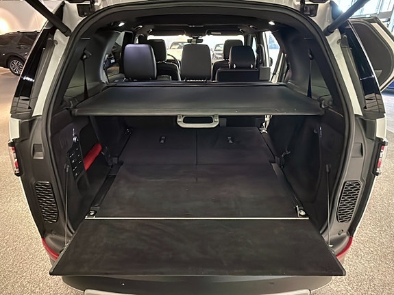 Land Rover Discovery 28 of 28