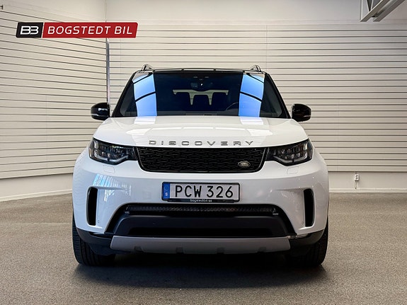 Land Rover Discovery 2 of 5