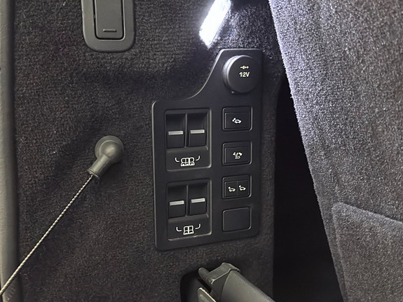 Land Rover Discovery 26 of 28