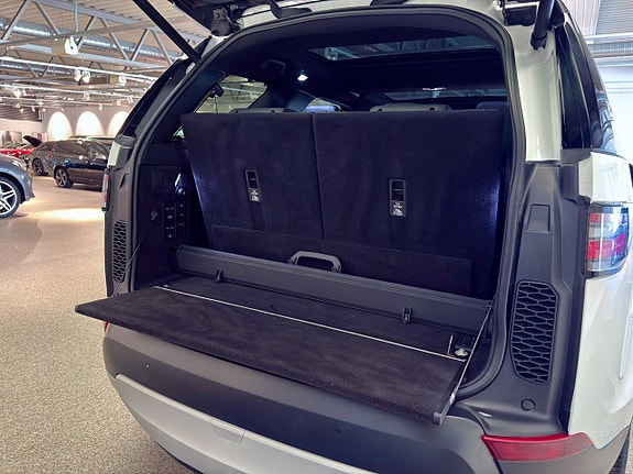 Land Rover Discovery 27 of 28