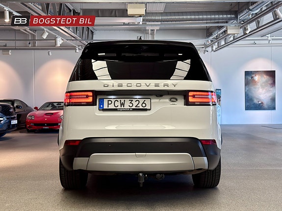 Land Rover Discovery 7 of 28
