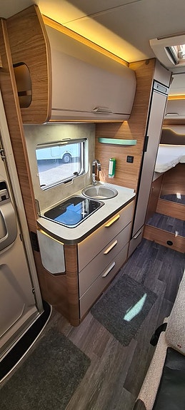 Knaus 650 MEG Van ti Vansation "Långbädd,  Automat,  Solcell" 8 of 12