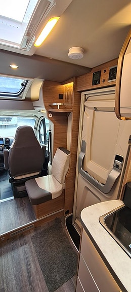 Knaus 650 MEG Van ti Vansation "Långbädd,  Automat,  Solcell" 12 of 12
