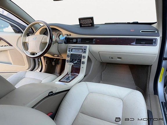 Volvo S80 11 of 17