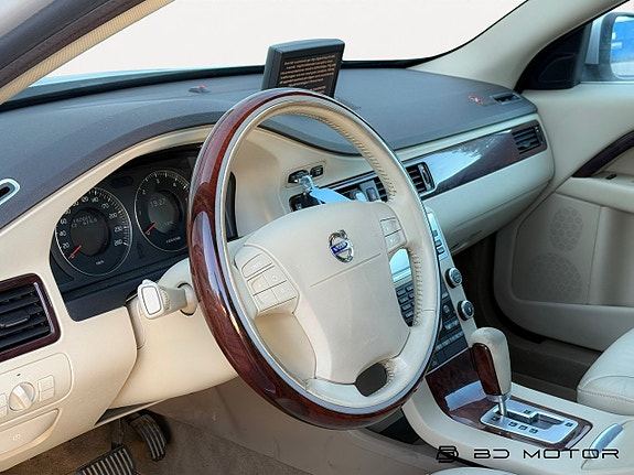 Volvo S80 10 of 17