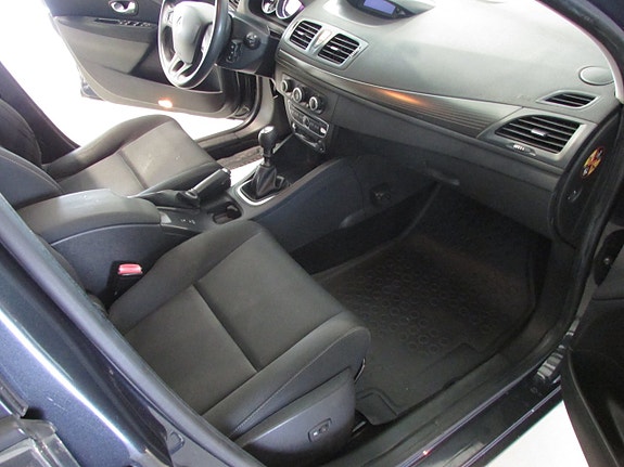 Renault Megane III 9 of 13