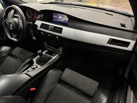 BMW 525 9 of 12