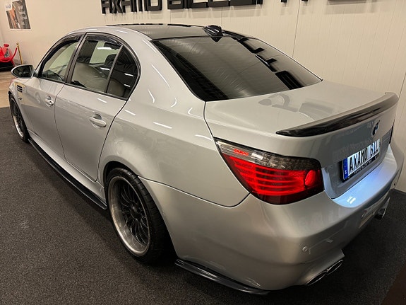BMW 525 3 of 5