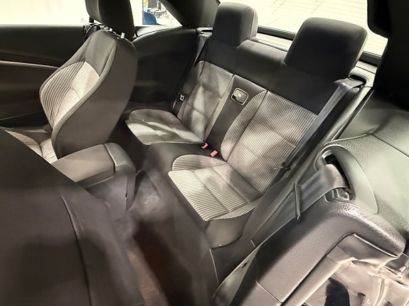Volkswagen Eos 12 of 17