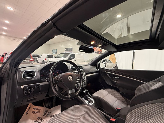 Volkswagen Eos 9 of 17