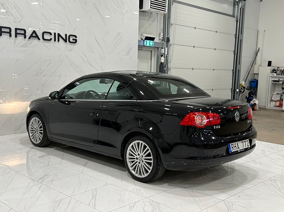 Volkswagen Eos 16 of 17