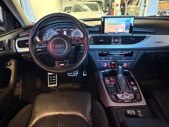 Audi S6 13 of 24