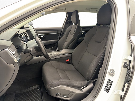 Volvo V90 11 of 30