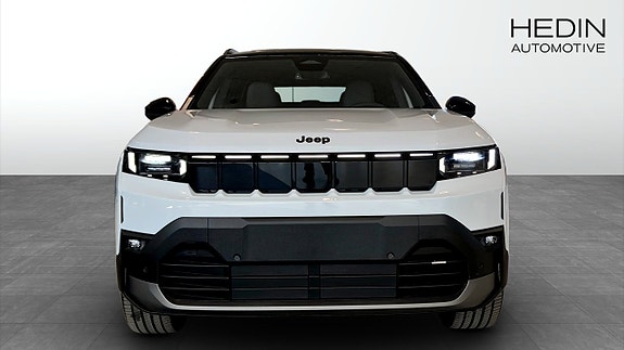 Jeep Compass 8 of 9
