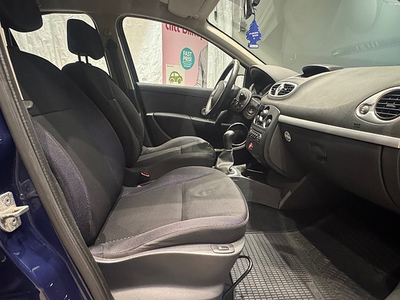 Renault Clio 9 of 11
