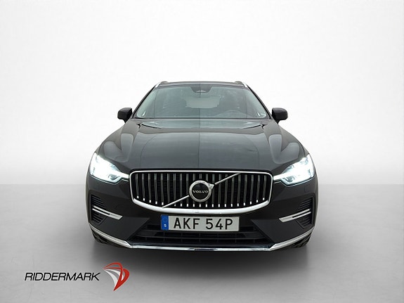 Volvo XC60 2 of 5
