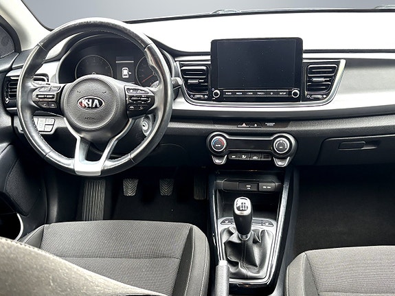 Kia Rio 7 of 18