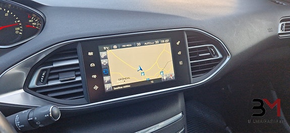 Peugeot 308 19 of 21