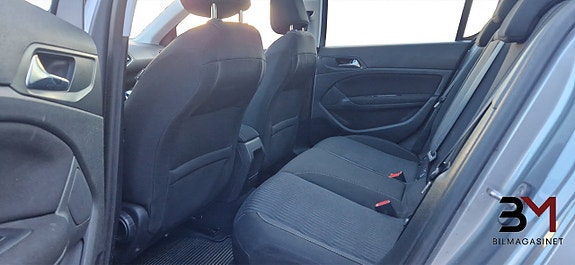 Peugeot 308 11 of 21