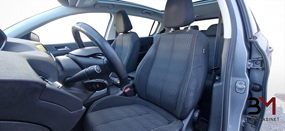 Peugeot 308 9 of 21