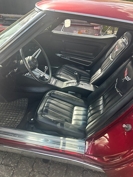 Chevrolet Corvette 6 of 6
