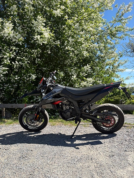 Aprilia SX 125 3 of 5