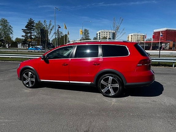 Volkswagen Passat Alltrack 5 of 5