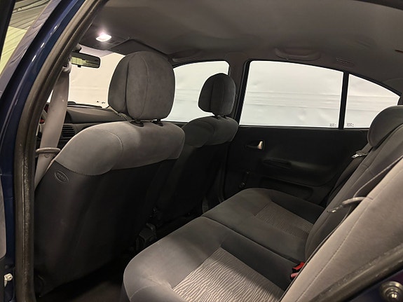 Renault Megane 16 of 19