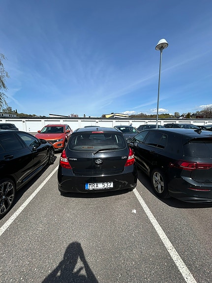 Hyundai i20 2 of 5