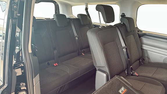 Ford Custom Tourneo 11 of 12