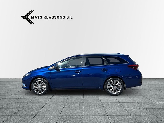 Toyota Auris 3 of 10