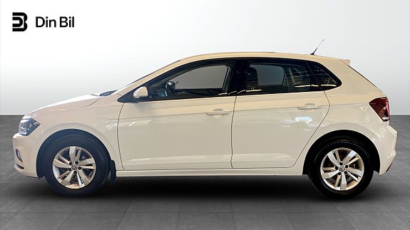 Volkswagen Polo 2 of 5