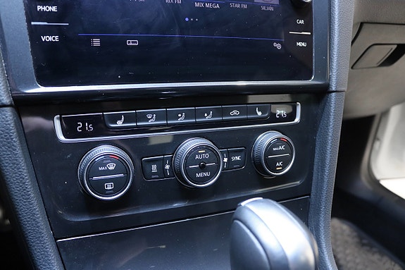 Volkswagen Golf Alltrack 19 of 27