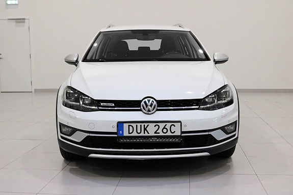 Volkswagen Golf Alltrack 7 of 27