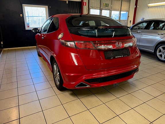 Honda Civic 3 of 5