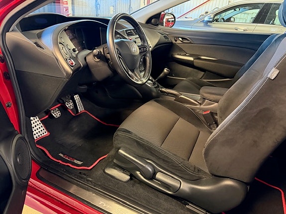 Honda Civic 4 of 5