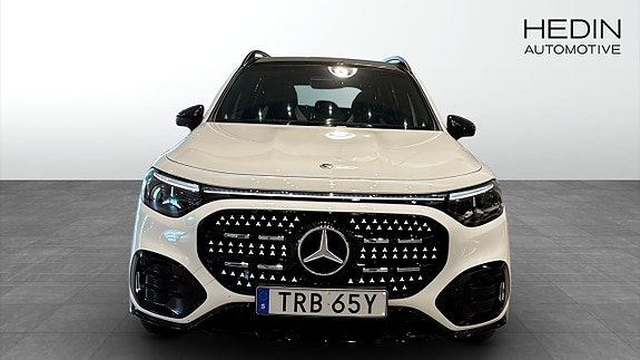 Mercedes-Benz GLB250+ 2 of 26
