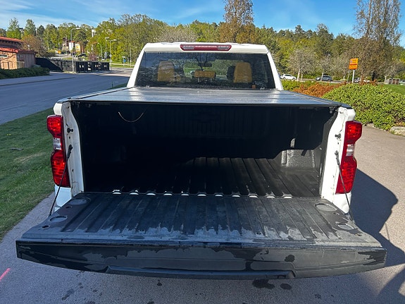 Chevrolet Silverado 1500 5 of 5