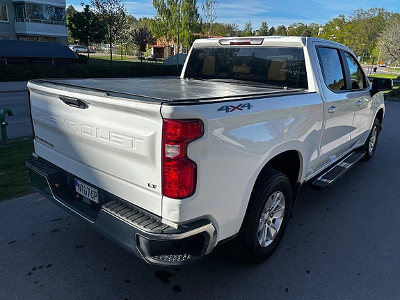 Chevrolet Silverado 1500 4 of 5