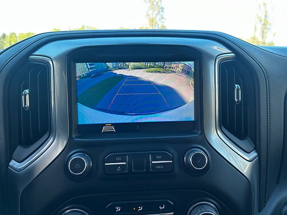 Chevrolet Silverado 1500 19 of 21