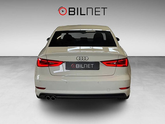 Audi A3 8 of 15