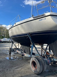 Maxi 95  Västerås Ny Vetus motor 3 of 11