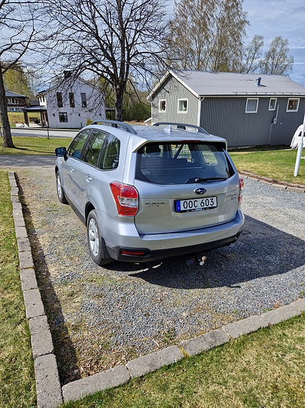 Subaru Forester 3 of 4